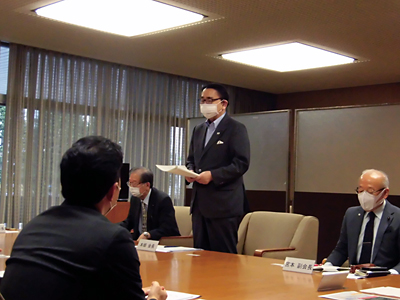 長野県議会日本会議議員連盟会長として東京本部役員と意見交換。